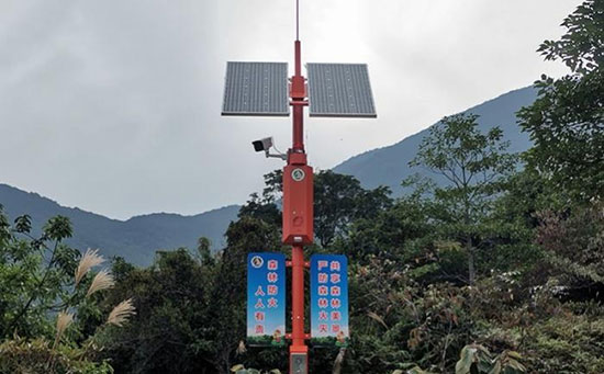 111.jpg 户外太阳能监控